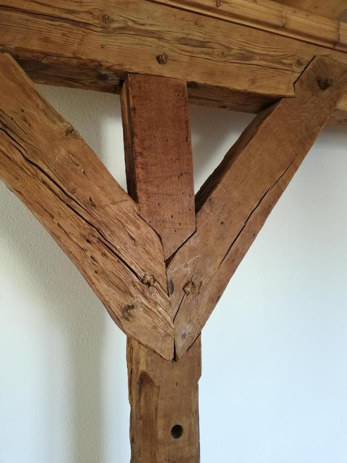 Präsenzhof * Lay